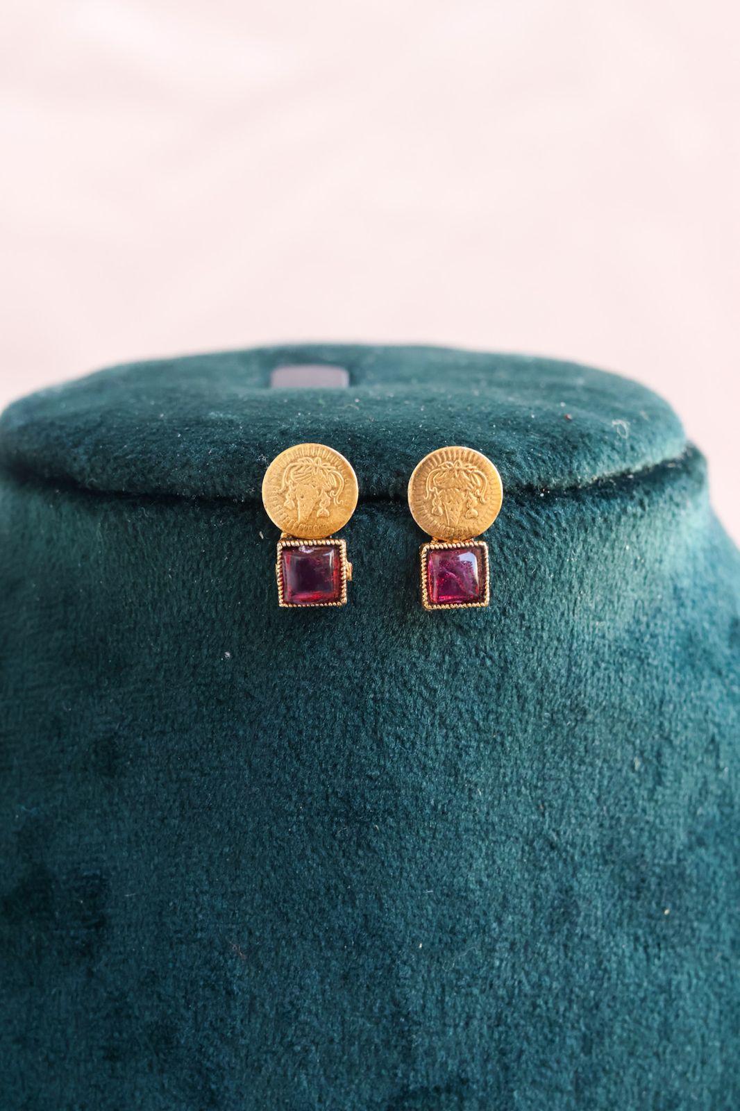 Traditional Lakshmi Coin & Kemp Stone Choker