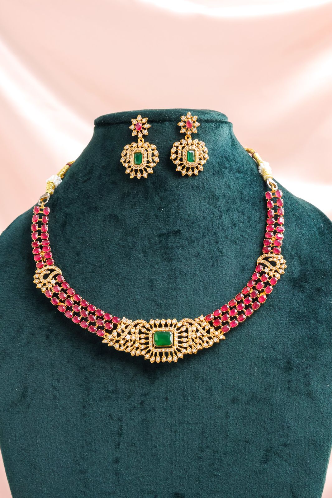 Emerald Kundan Choker Set