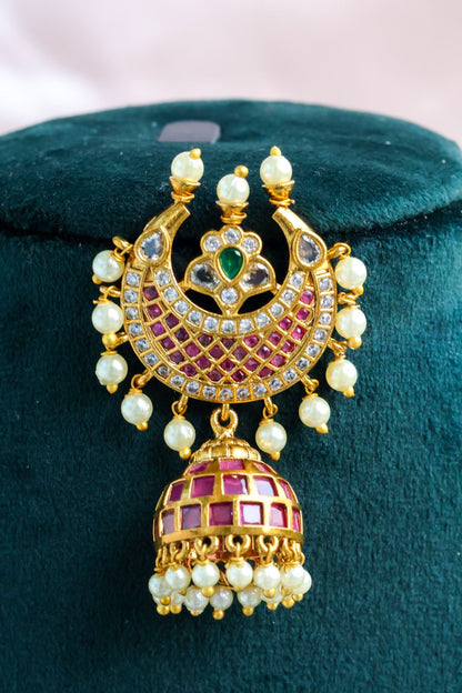 Cluster Pearl Kemp Jhumkas