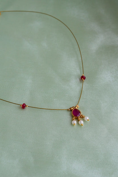 Invisible kemp ruby/emerald chain
