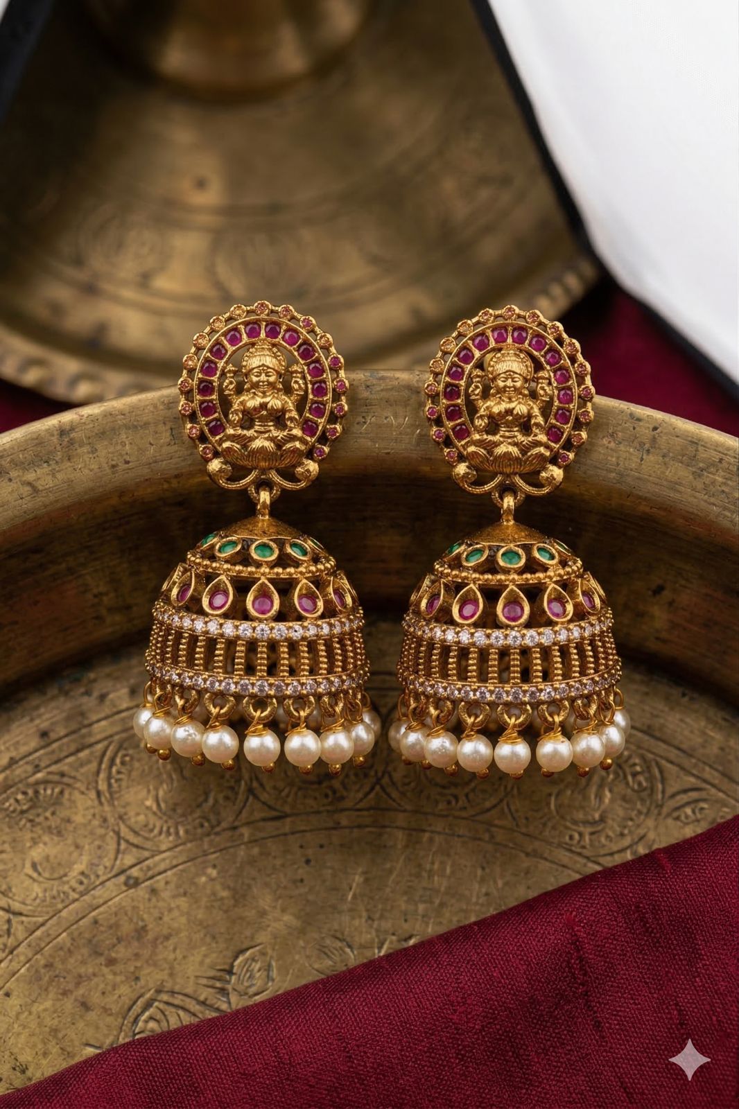 Antique lakshmi kemp & AD jhumka